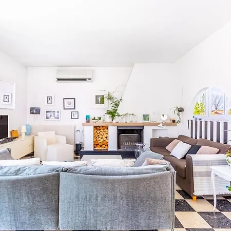 Guestready - White With Private Pool Apartment *