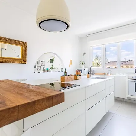 Guestready - White With Private Pool Apartment