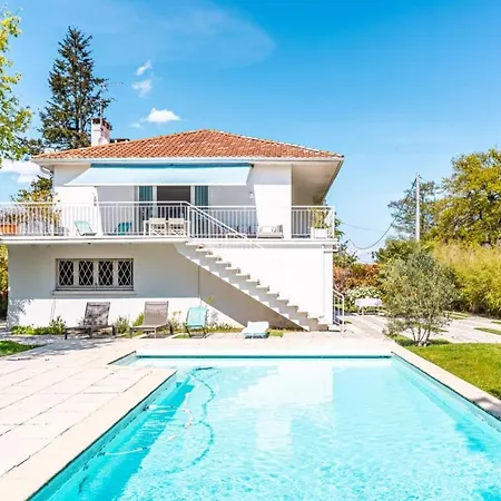 Guestready - White With Private Pool Apartment