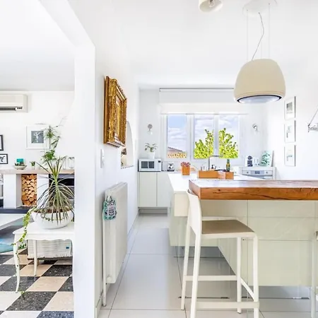Guestready - White With Private Pool Apartment