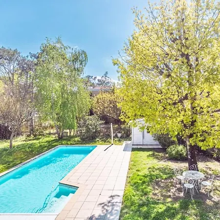 Guestready - White With Private Pool Saint-Medard-en-Jalles