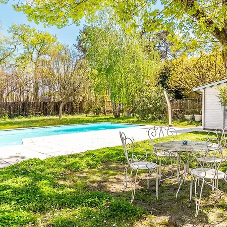 Guestready - White With Private Pool *